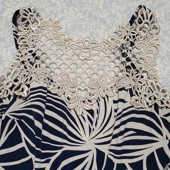 🍍Olive Tree dress🍍 - Picture 2 of 7